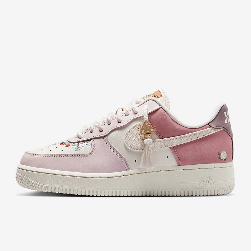 Tênis Nike Air Force 1 '07 Essential (Branco)