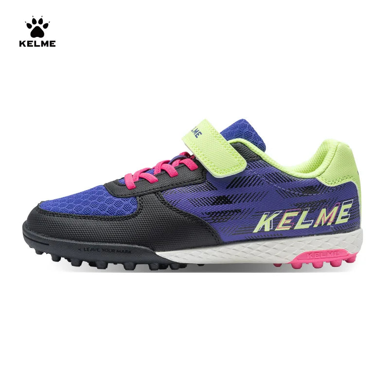 Chuteira Infantil KELME para Gramado Sintético e Campo