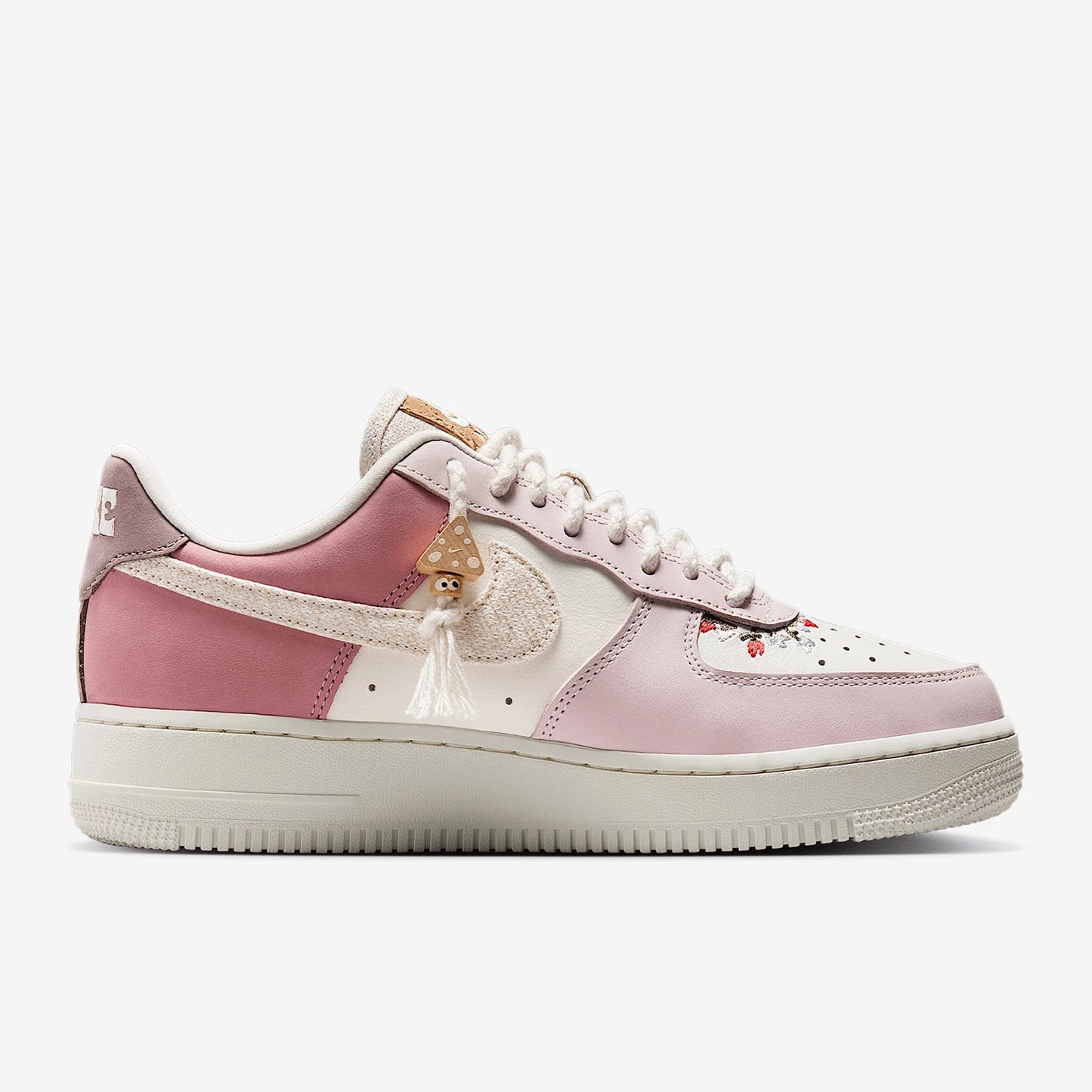 Tênis Nike Air Force 1 '07 Essential (Branco)