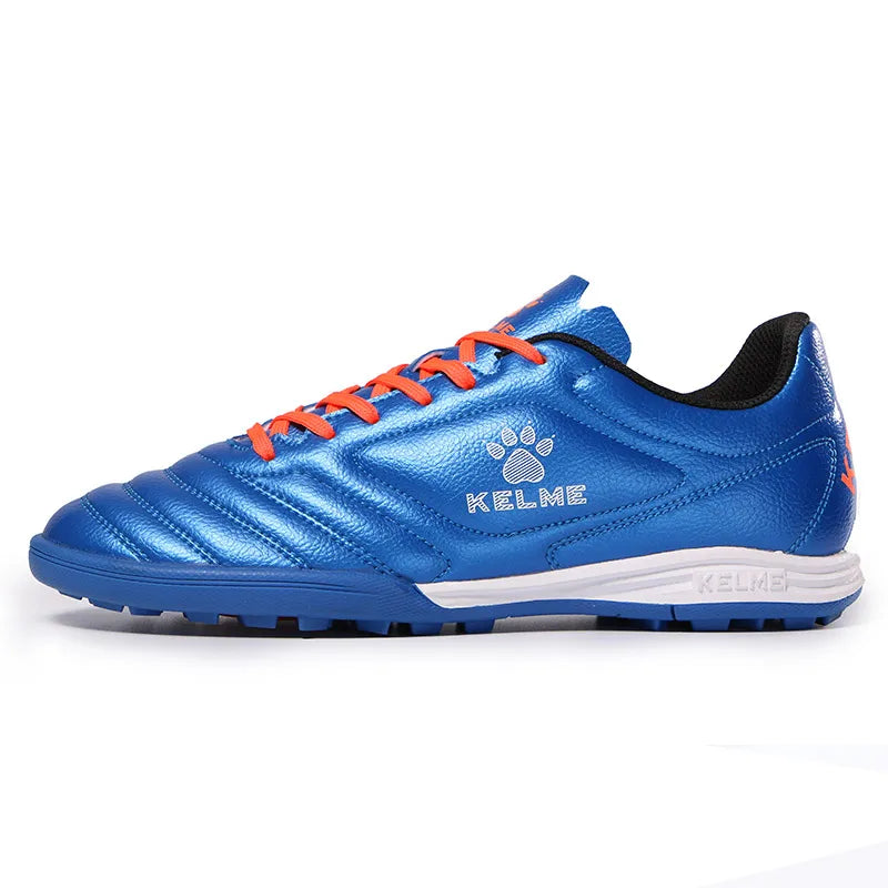Chuteira KELME Masculina para Gramado Sintético