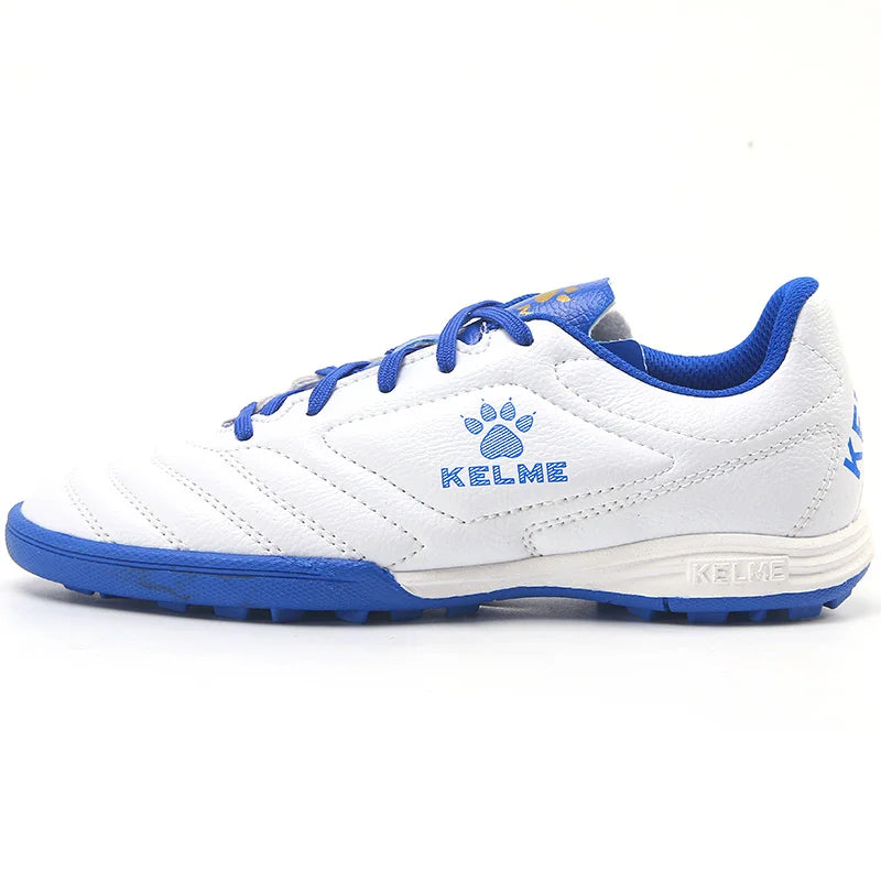 Chuteira KELME Masculina para Gramado Sintético