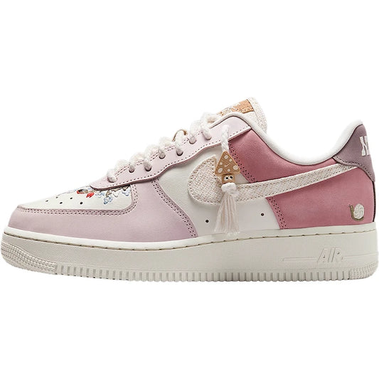 Tênis Nike Air Force 1 '07 Essential (Branco)